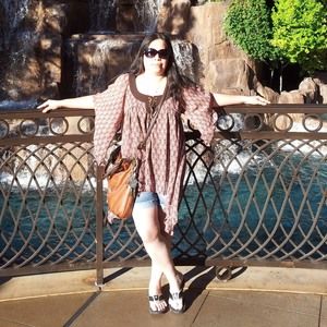 Meet your Posher, Ada